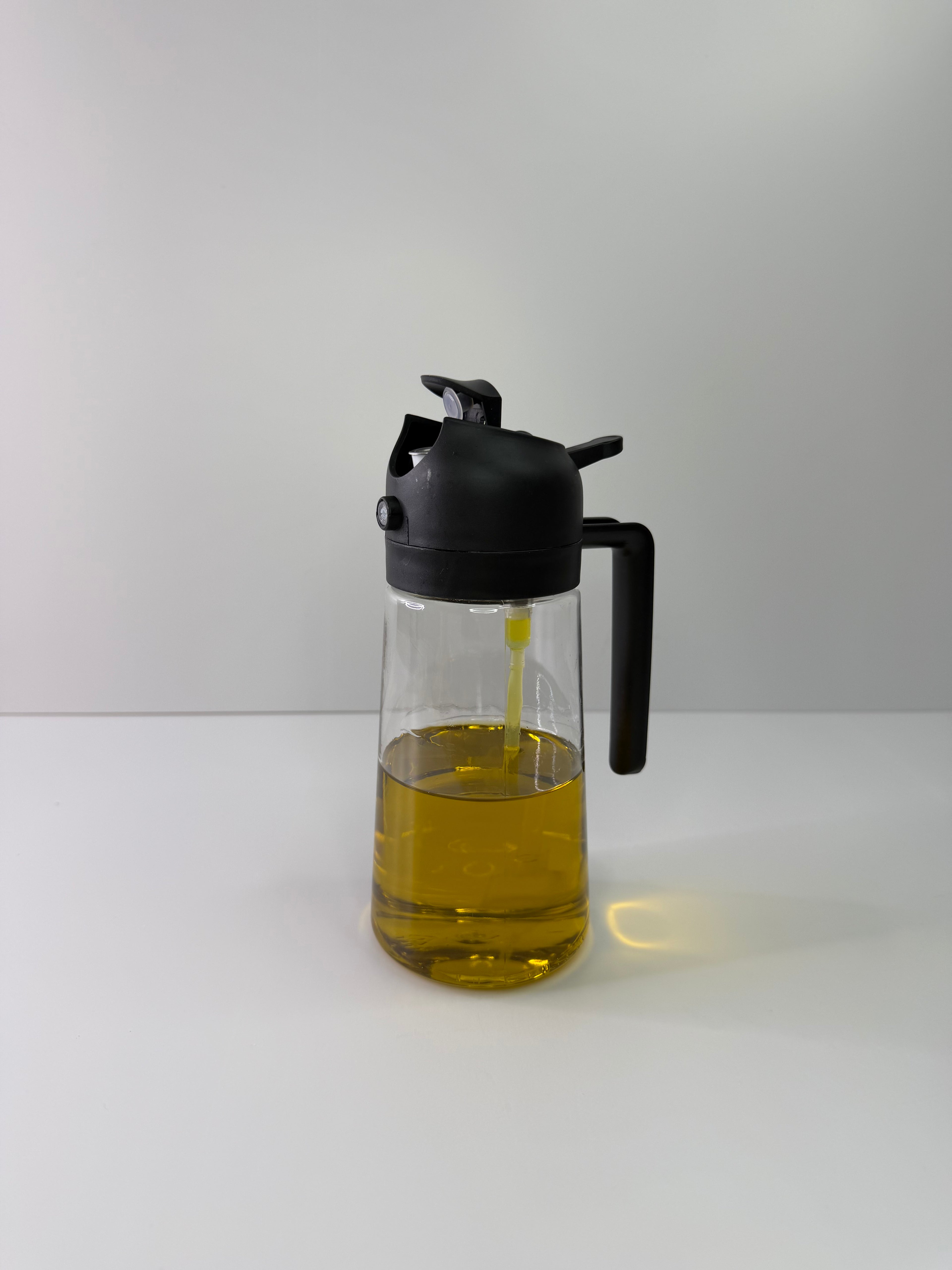 Spray / Verseur d'huile (noir) pour cuisson plus saine (airfryer, salades, four, etc...)